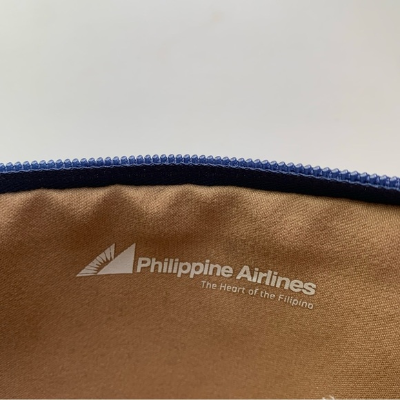 Bric's Philippine Airlines Business Class Toiletry Bag Navy Travel Zipper HTF - Picture 5 of 7